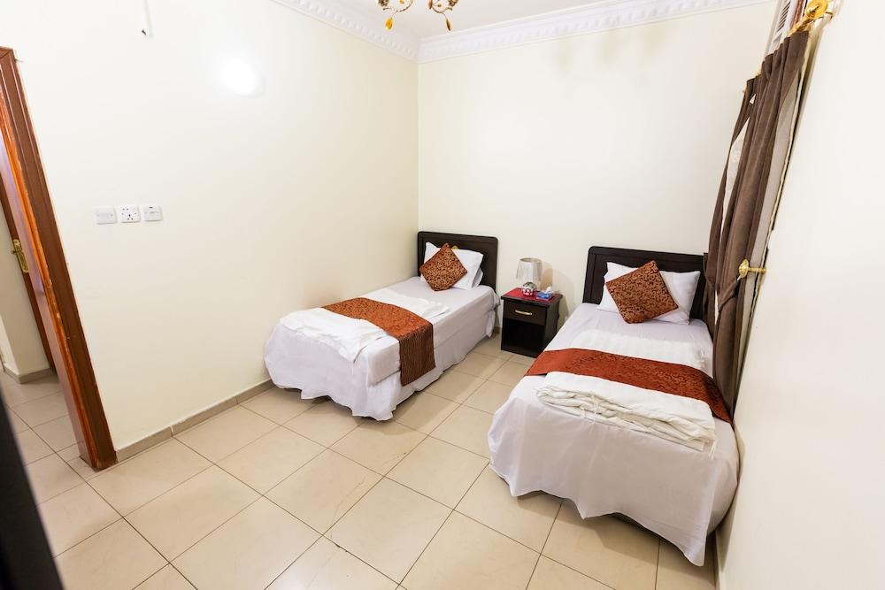 Al Eairy Hotel Apartments Taif Εξωτερικό φωτογραφία